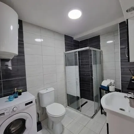 Urban Loft - Center Апартаменти *