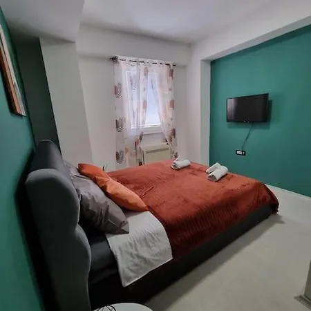 Urban Loft - Center Апартаменты Скопье